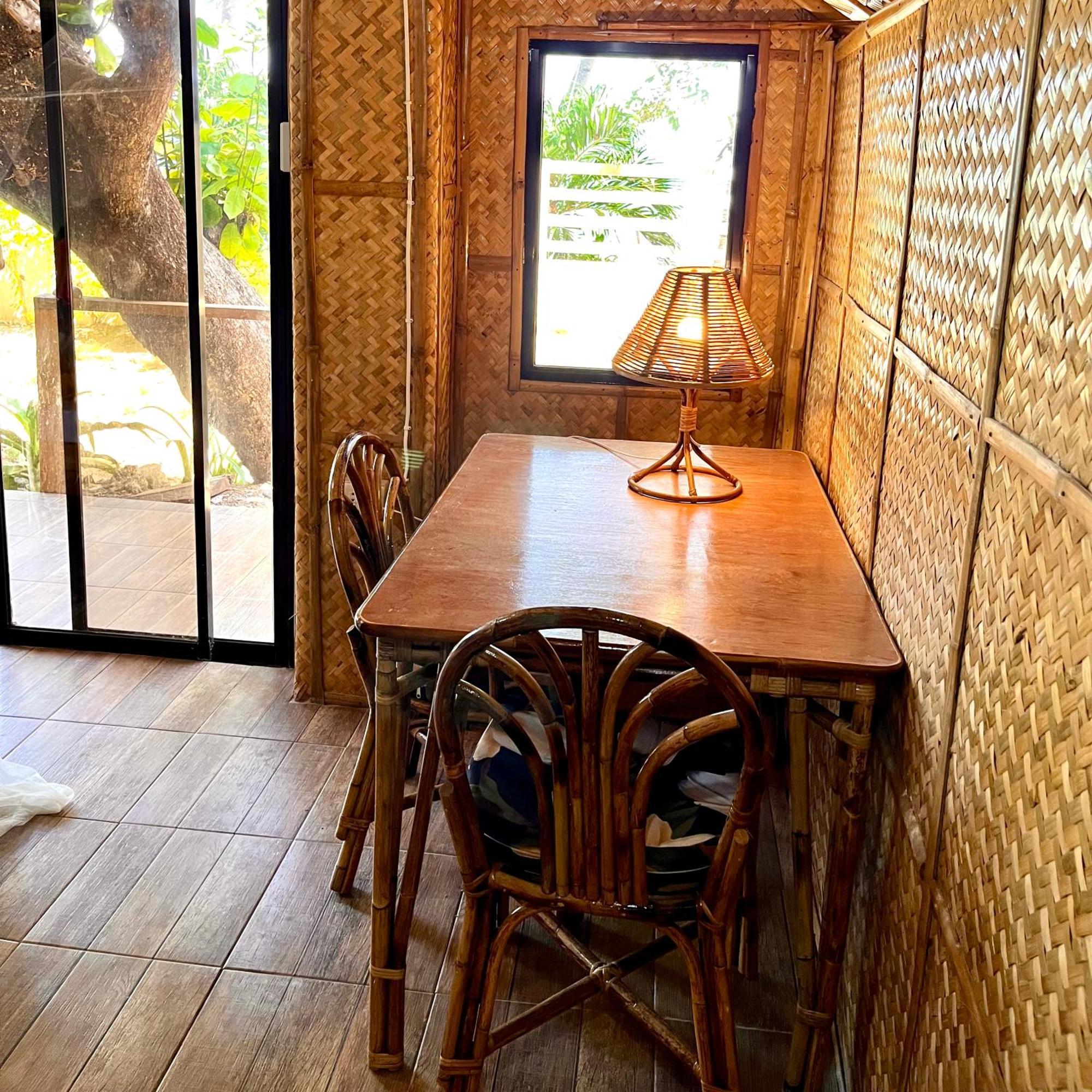 Amami Beachfront Villa With Private Beach Puerto Galera Exterior foto